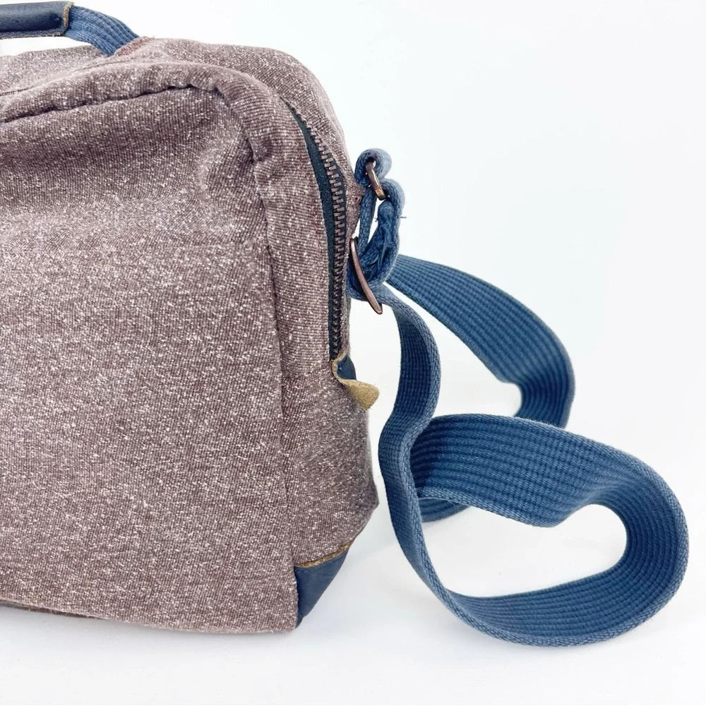 Timbuk2 Stylish Brown and Blue Men's Bag